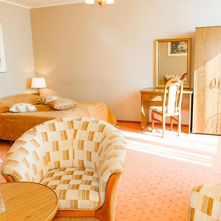 Hotel Katowice Economy Экстерьер фото