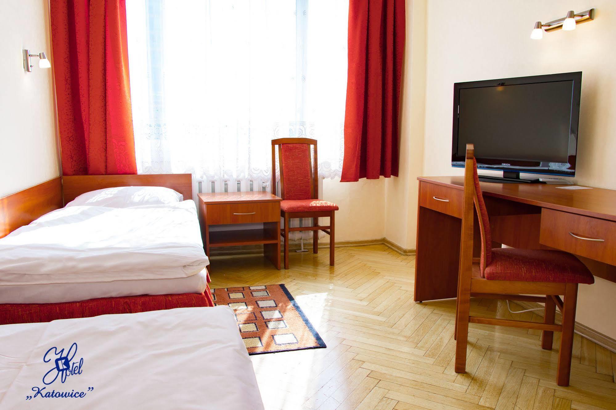 Hotel Katowice Economy Экстерьер фото
